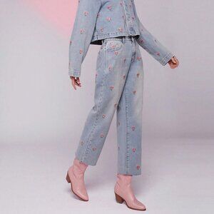 Blue Casual Women's Floral Embroidered High Rise Straight Leg Denim Jeans